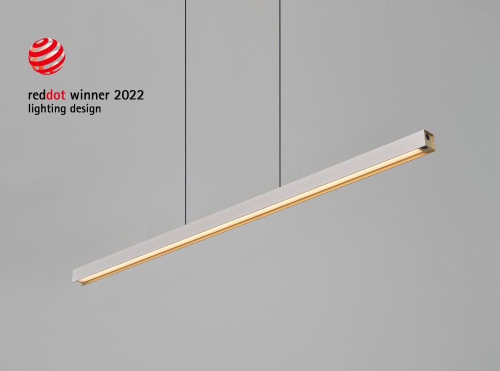This year, the winning lamp is SQUARE, designed by Chen, Chao-Cheng, featured with its subtle and absolutely streamlined design ​​as well as brilliant functions.